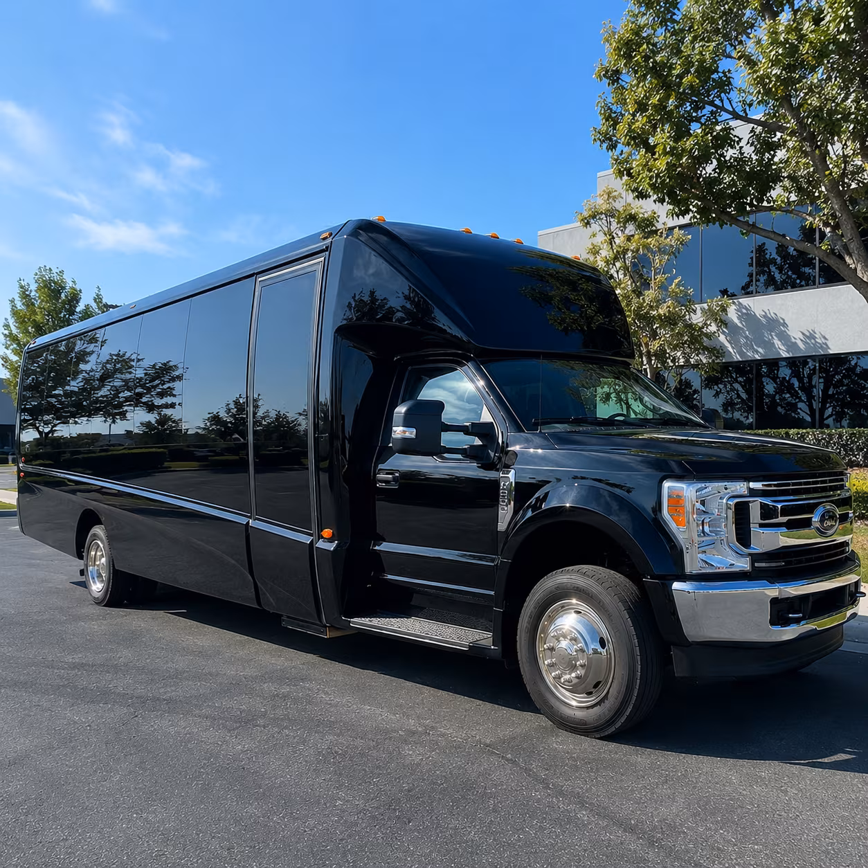 fayetteville comfortable charter buses for government military personnel