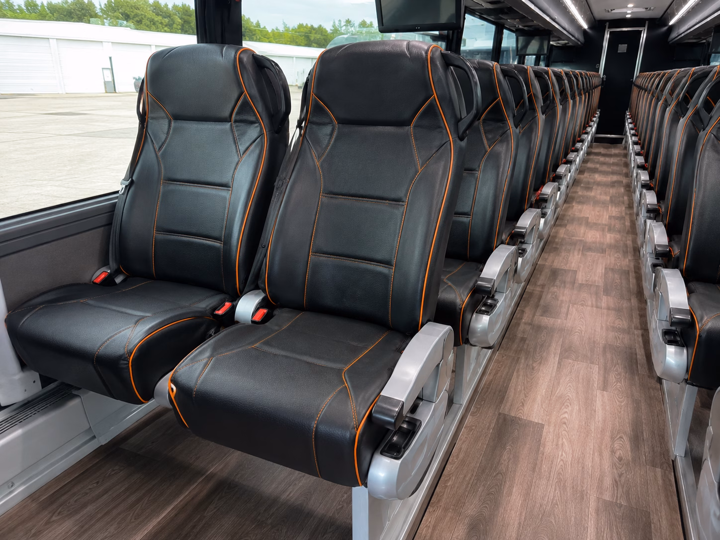 jackson travel to jackson concerts on a charter bus rental
