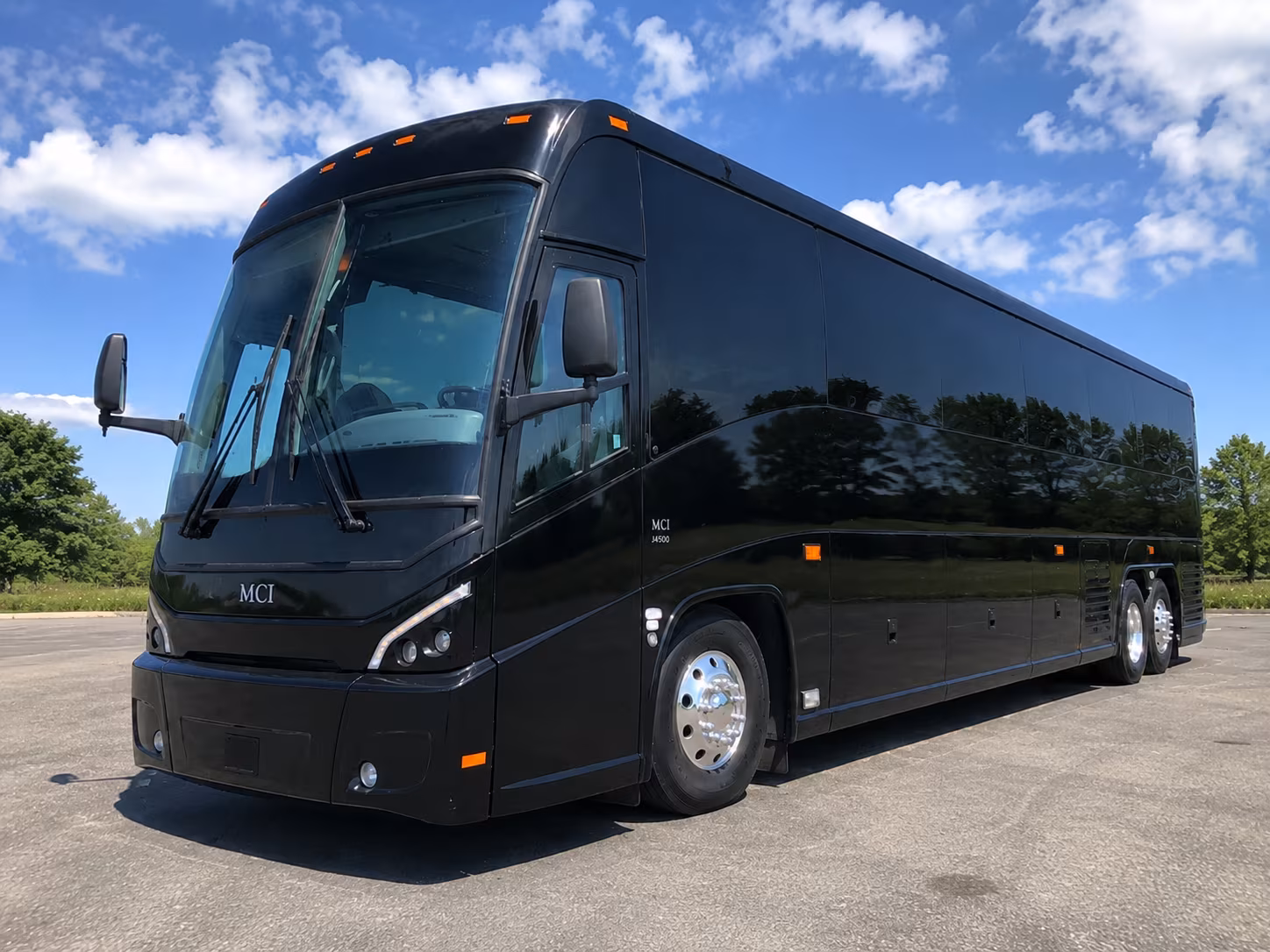little rock make your long distance trip easier with a little rock charter bus