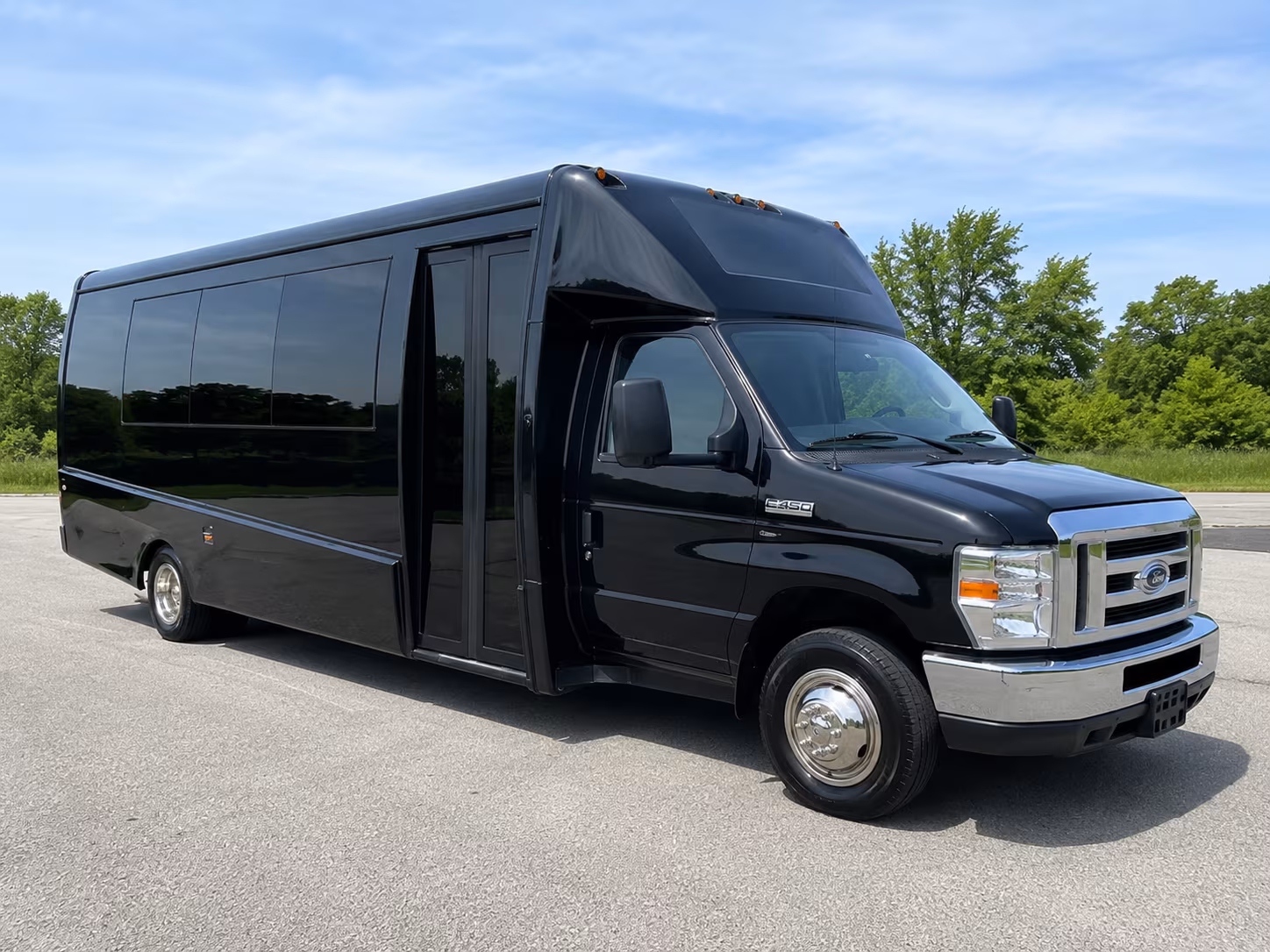 memphis book a private charter bus for memphis event transportation