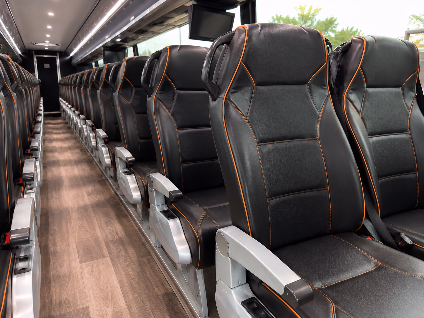 memphis charter buses