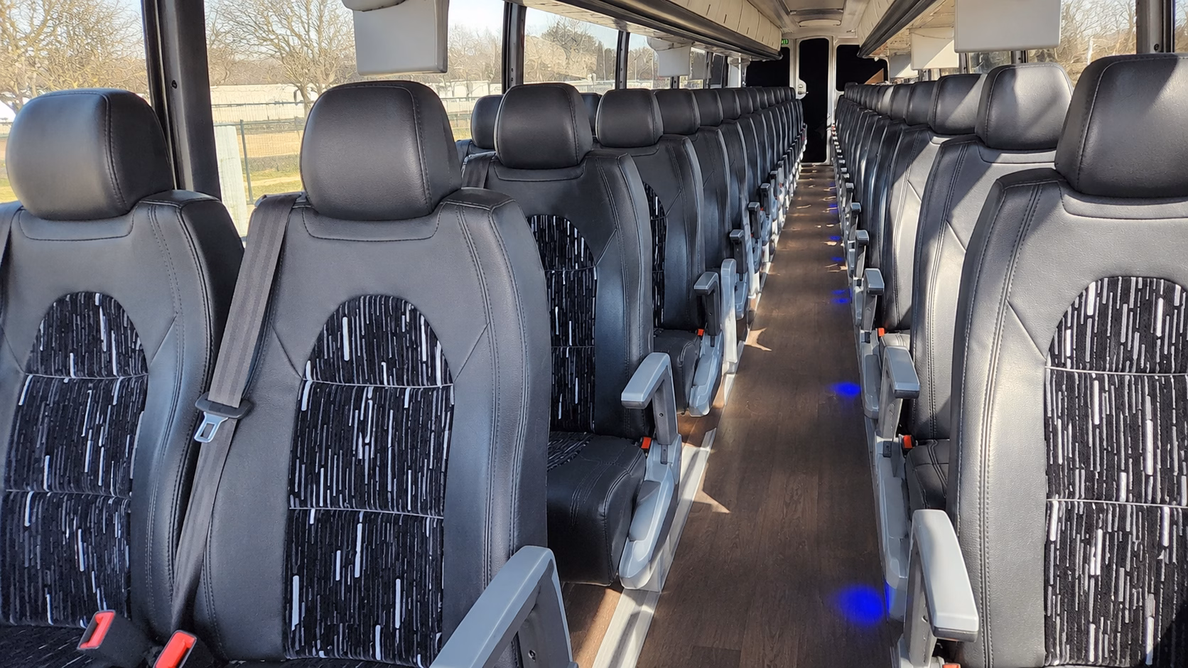 rogers private shuttles for rogers winery tour groups